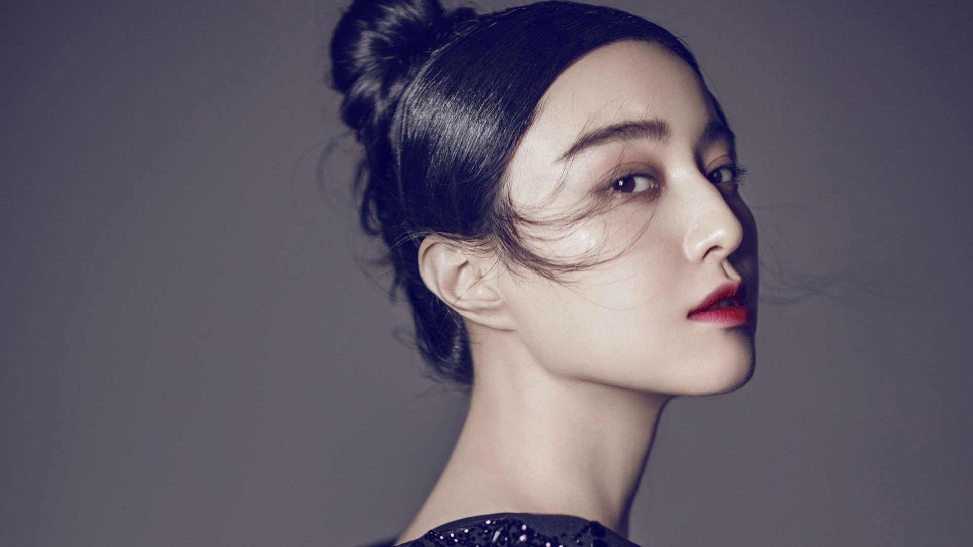 爱游戏官方网站-成都谢菲联主帅戴维斯表扬球员拼搏精神，成都谢菲联门将