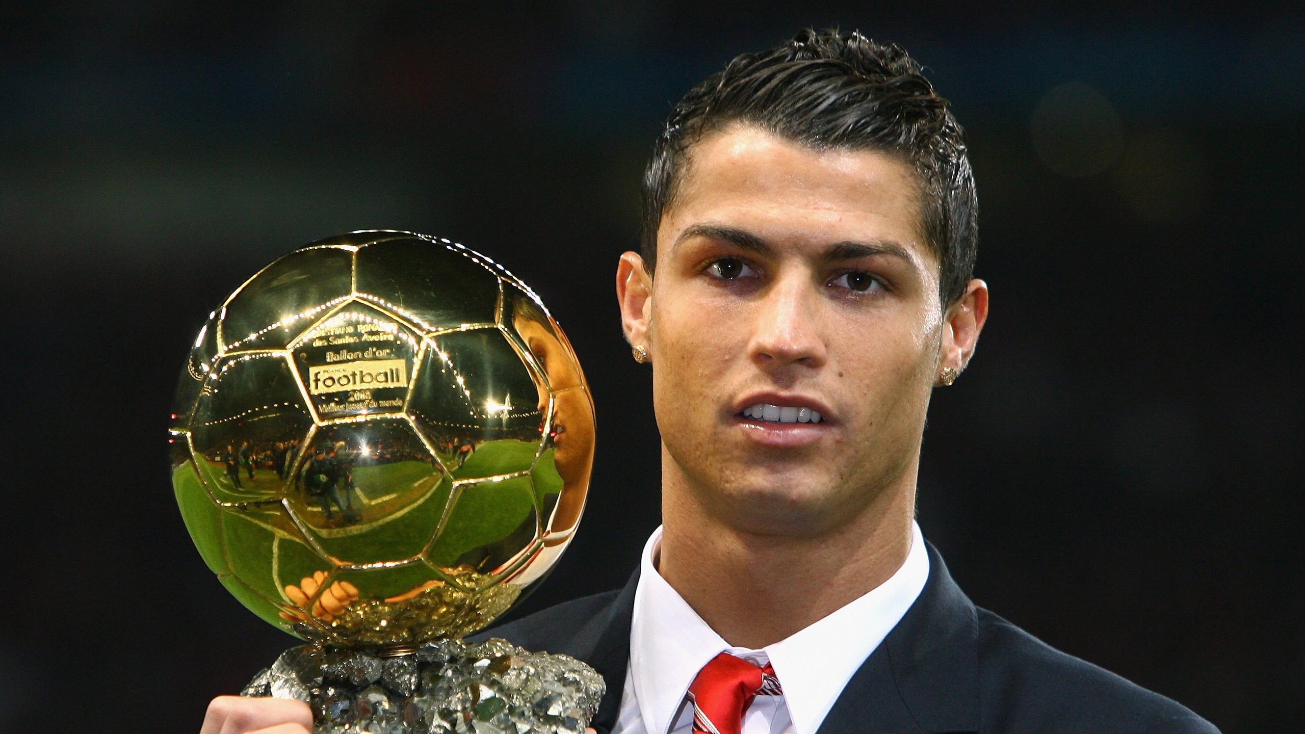 “高温、雷暴、密赛程：世界杯新模式仍需打磨”